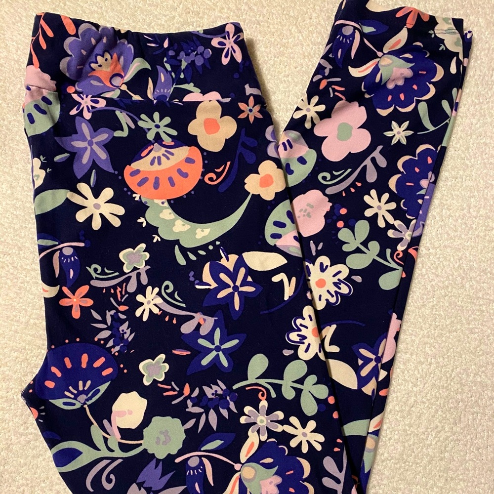 LuLaRoe TC2 leggings, size 18+, like new